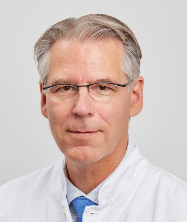Neurochirurg Prof. Dr. med. Nikolai Hopf